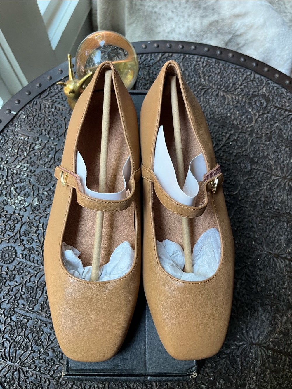 VIONIC ALAMEDA LEATHER MARY JANE FLATS CAMEL 8.5 W WIDE - Picture 8 of 10
